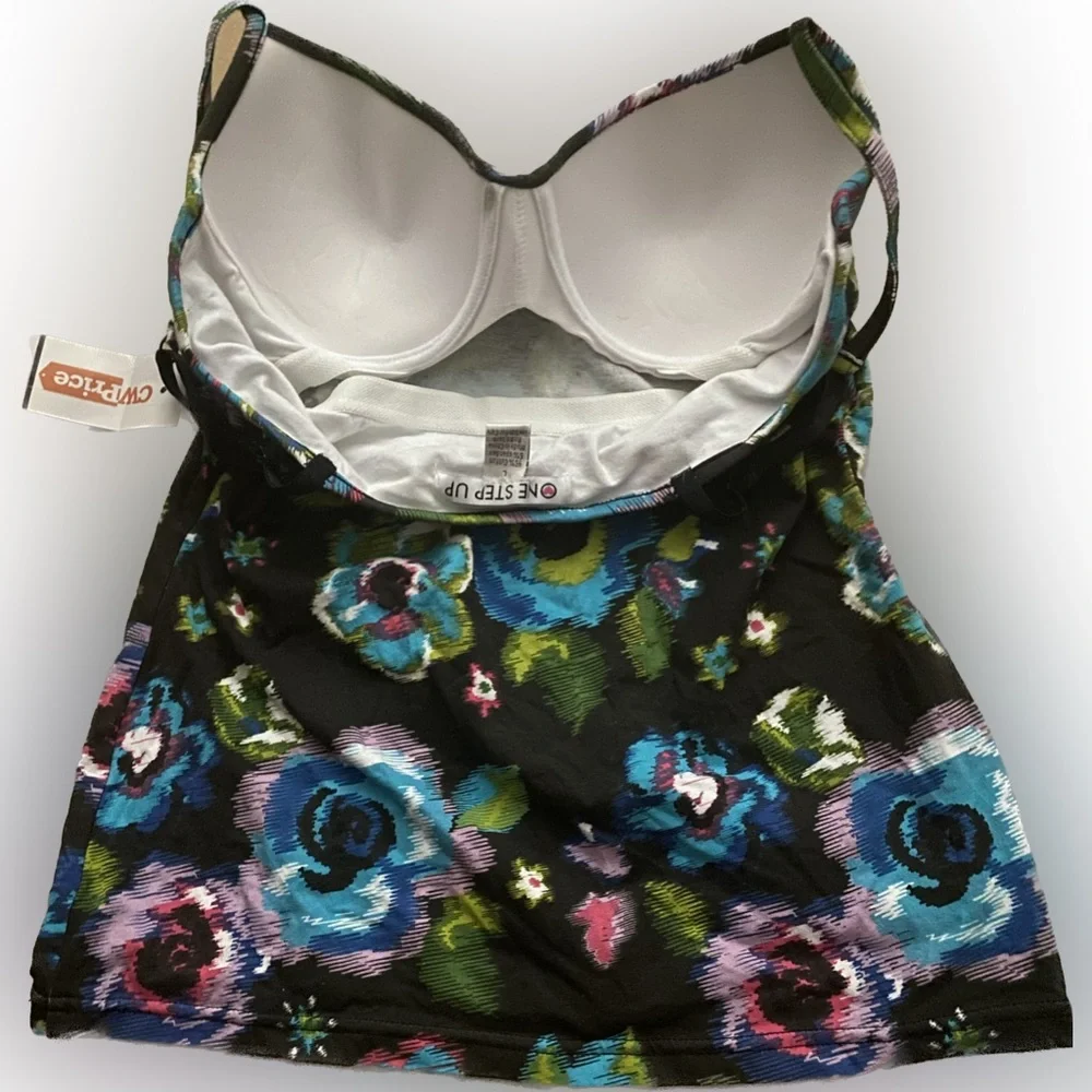 Flowers design black shirt - Picture 4 of 4